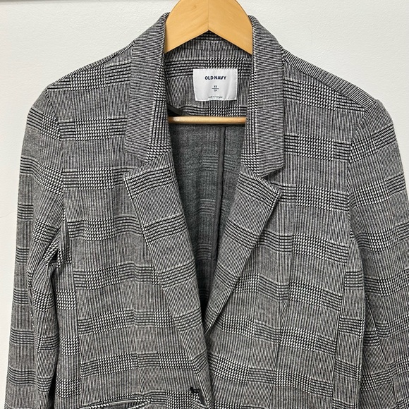 Houndstooth Blazer - Picture 9 of 11